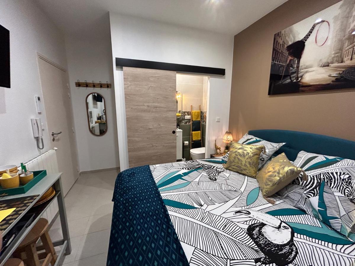Bed and Breakfast La Maddyson Narbona Exterior foto